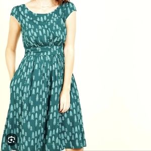 Modcloth Green Emily and Fin Forest print dress